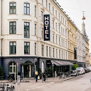 Ibsens Hotell
